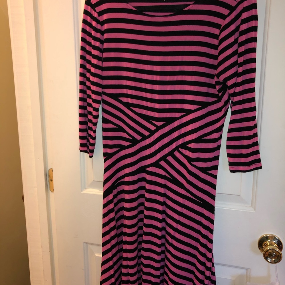 💕👗Flattering maxi dress 3/4 sleeve black & pink✨